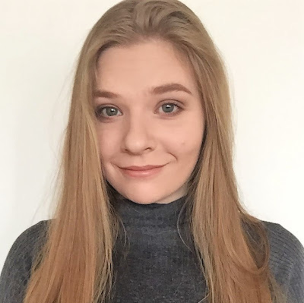 Meet your Posher, Sienna